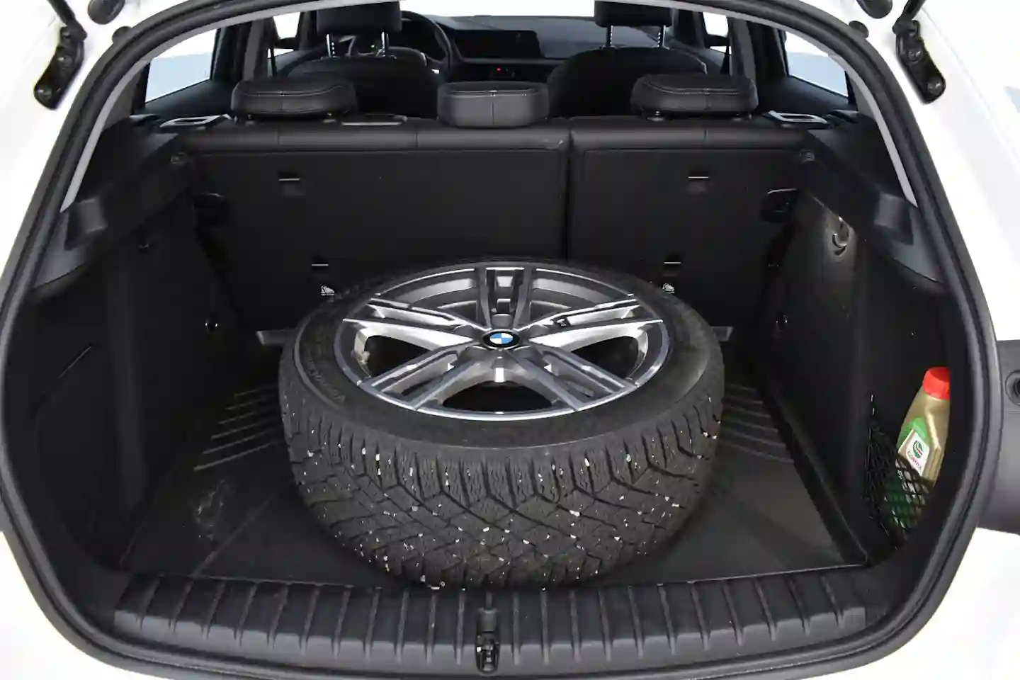 Car Image - 1xjtzKrP64jPVCPCDcc0Th