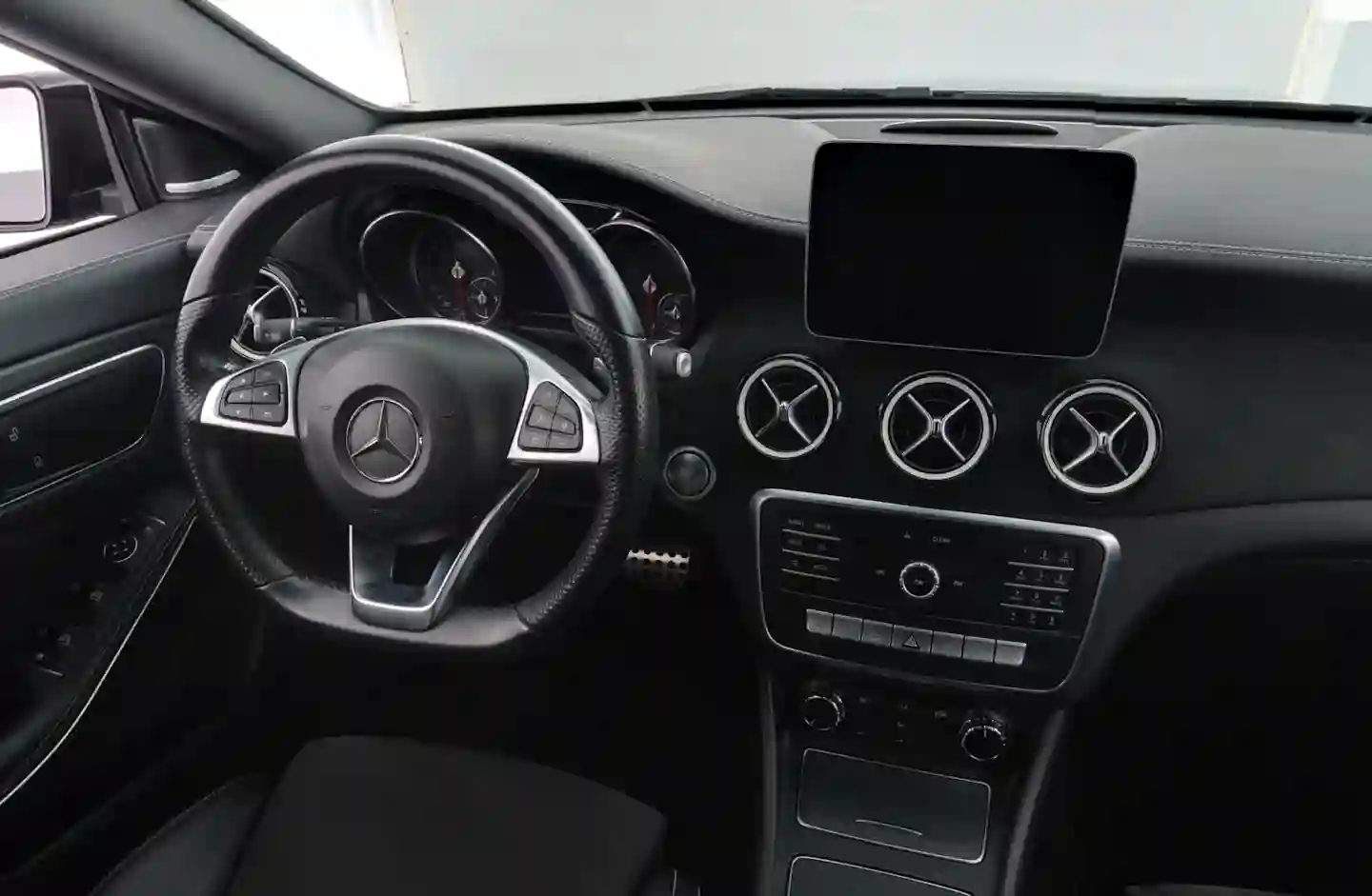 Car Image - 3H2PrkJueW3AaOOBtgKe6q