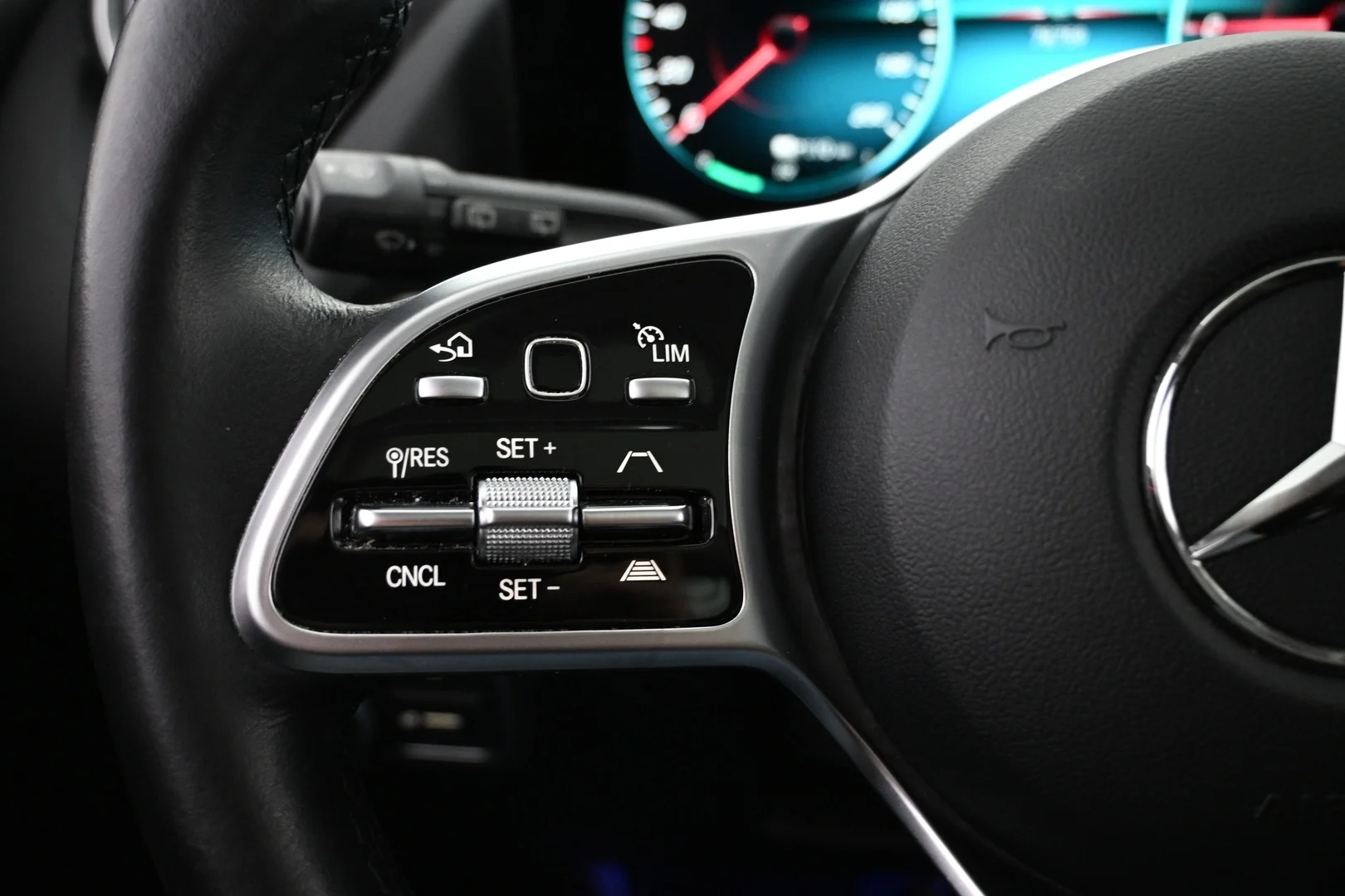 Car Image - KAL5151ezDPdmAovddN7D