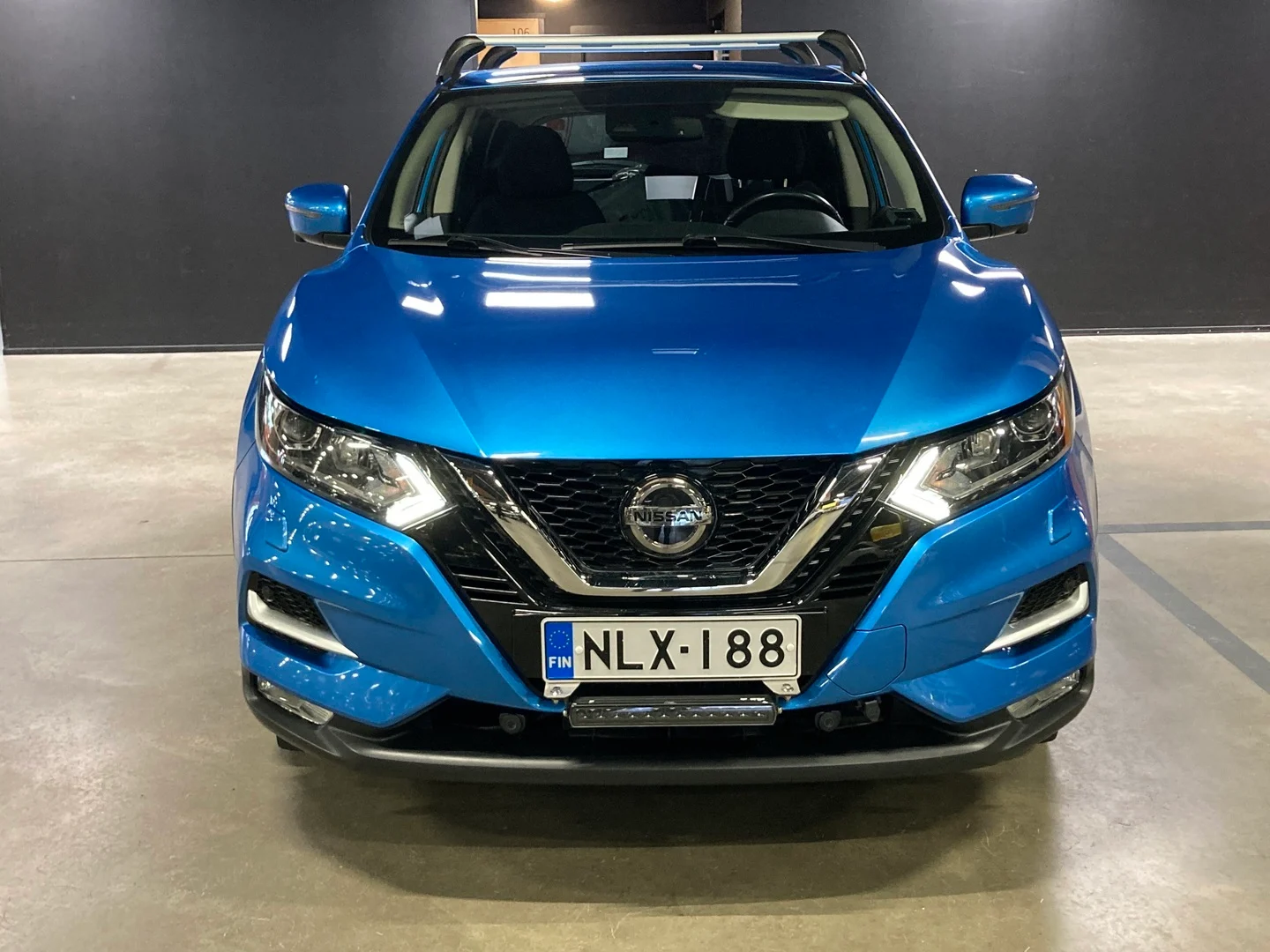 Car Image - 2WzuEv1SXBdG75kHoNjglI