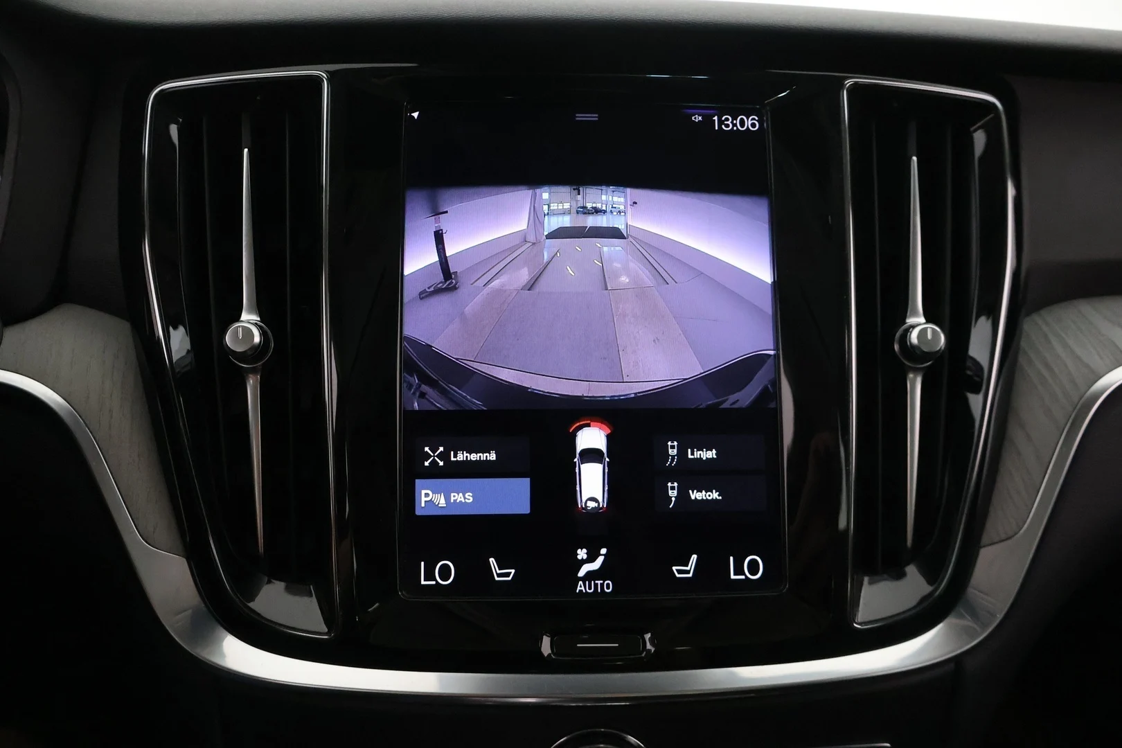 Car Image - 7LA0b1P9LTHyRHp7lqqipq