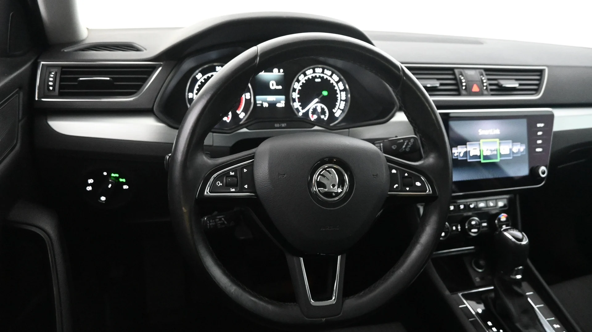 Car Image - 709nkKHEbZGVKl0Y81vyII