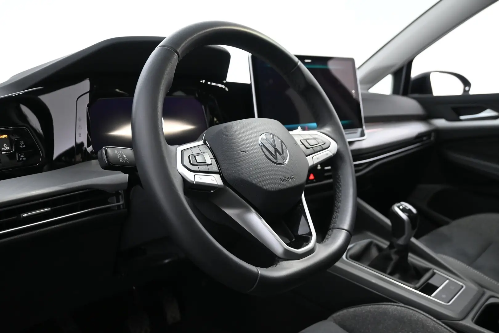 Car Image - 5oO1BCR33WvCF3MYs0b6zD