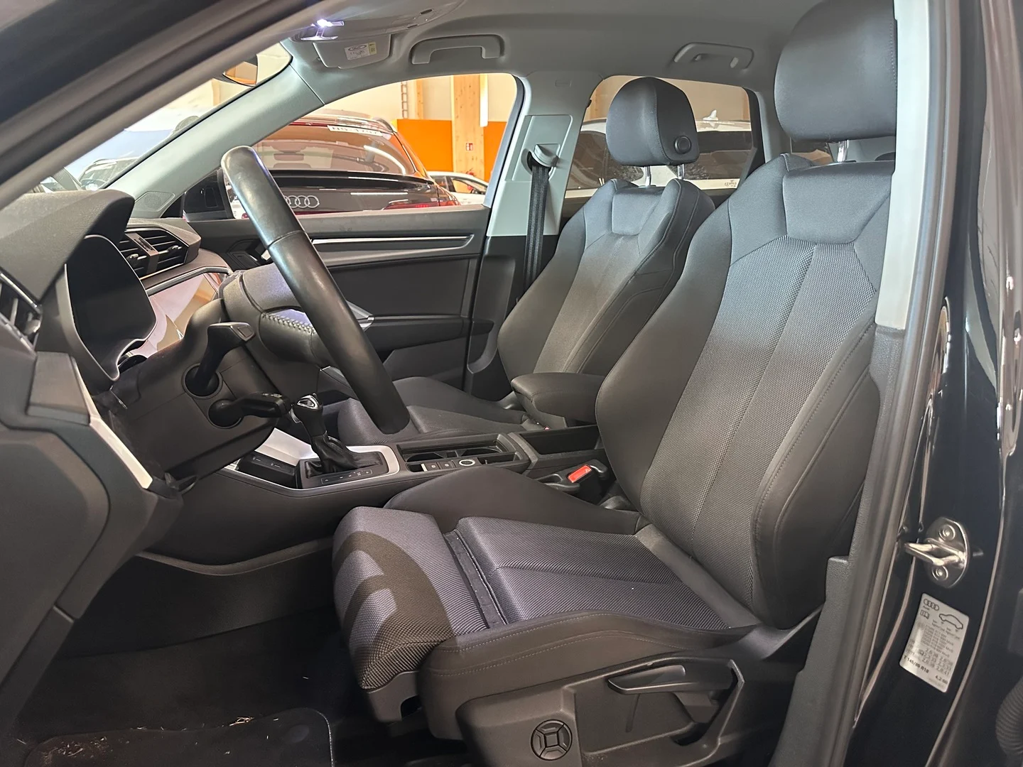 Car Image - 1cv8BvXwcIoRzlK5SKBkY1
