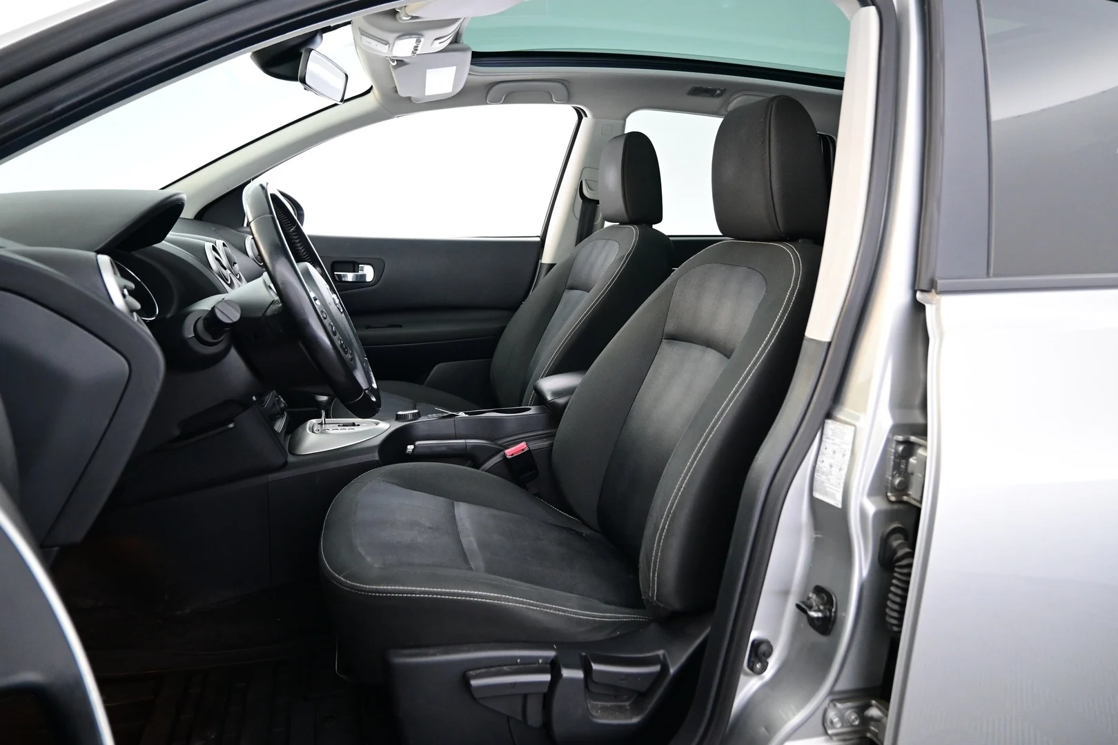 Car Image - 1TfnToIYDYhXR7WouHrPb5