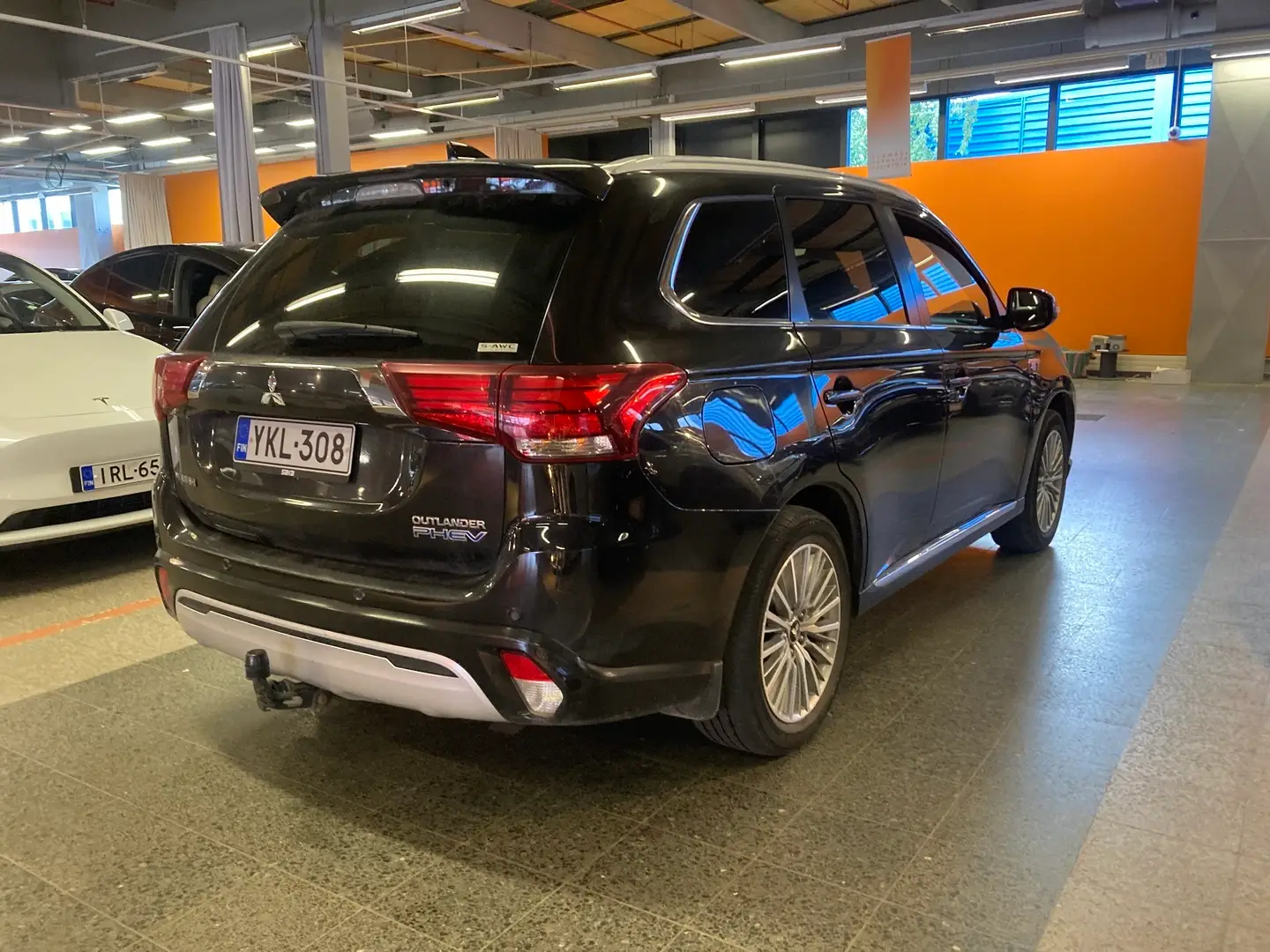 Car Image - 5kRwYWoE3Js8EHpB95lT9C