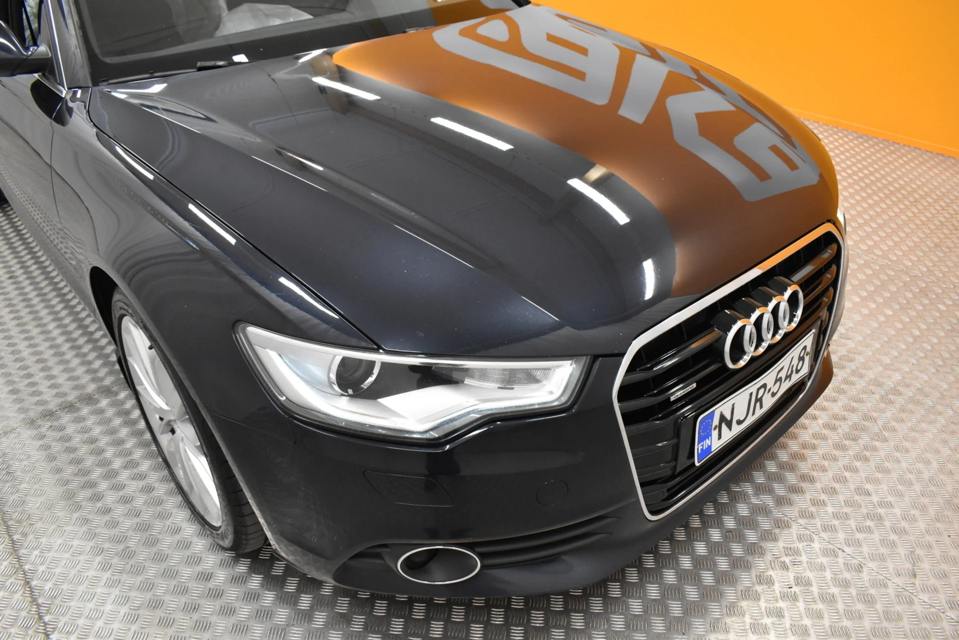 Car Image - qMDwGfU4ximJQ9WXA2FX2