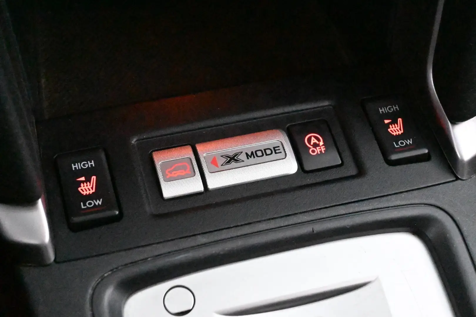 Car Image - 4J5Zc1meTNBu1hS3uM89Iu