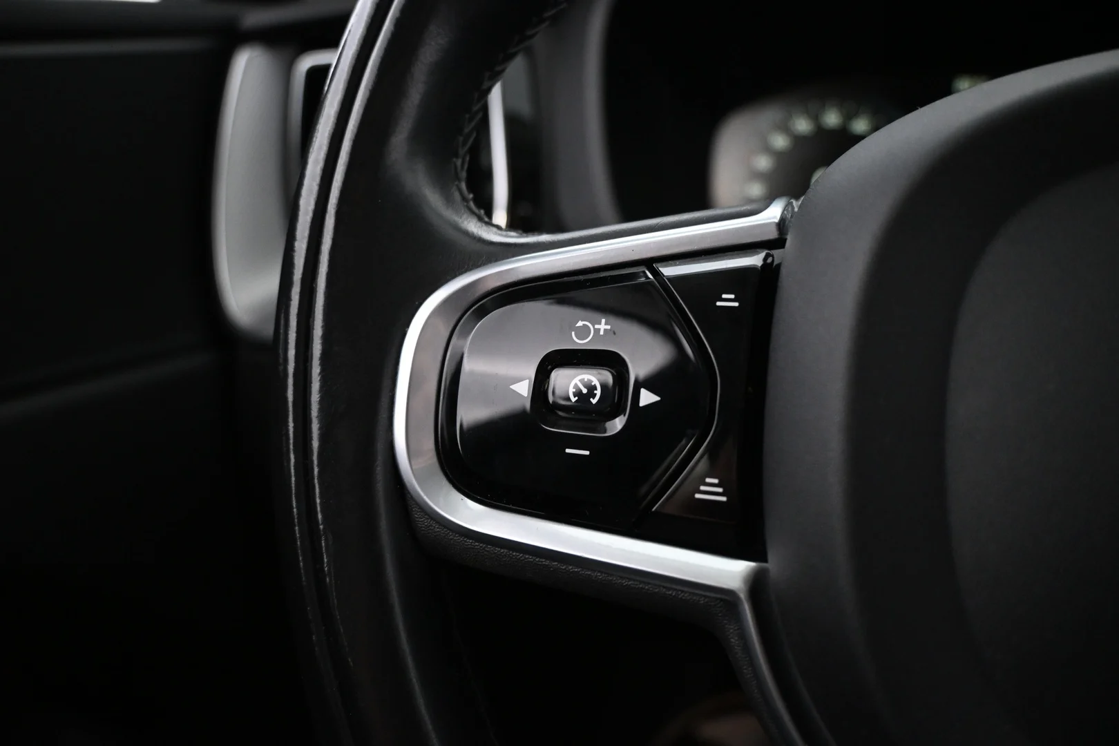 Car Image - 3nl2JcEivd2wA0roSN1jLJ
