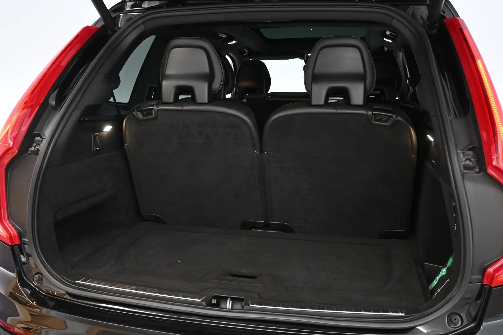 Car Image - 2SsgJc5xlq2Uqx61A9revj