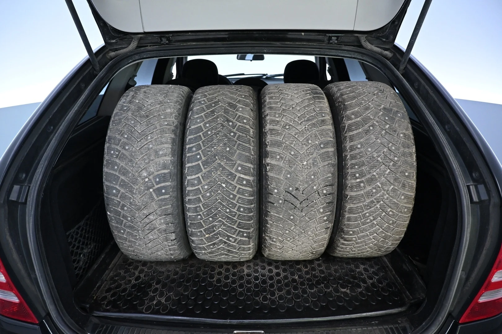 Car Image - 1U5vCePu41BxOPHJZlLajp