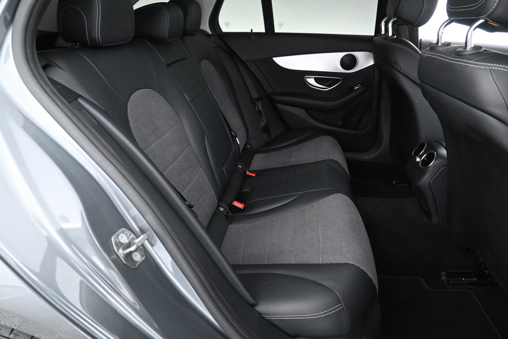 Car Image - 7vCJflPDz8YVoEScMIxAK