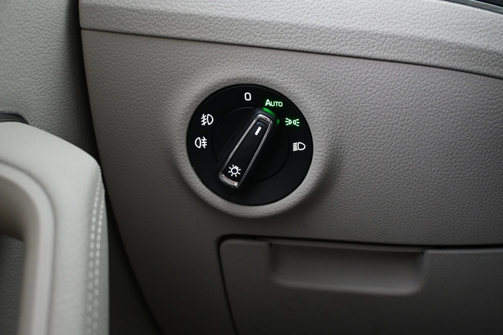 Car Image - oDLuDpchD0KMGrIewqj9K