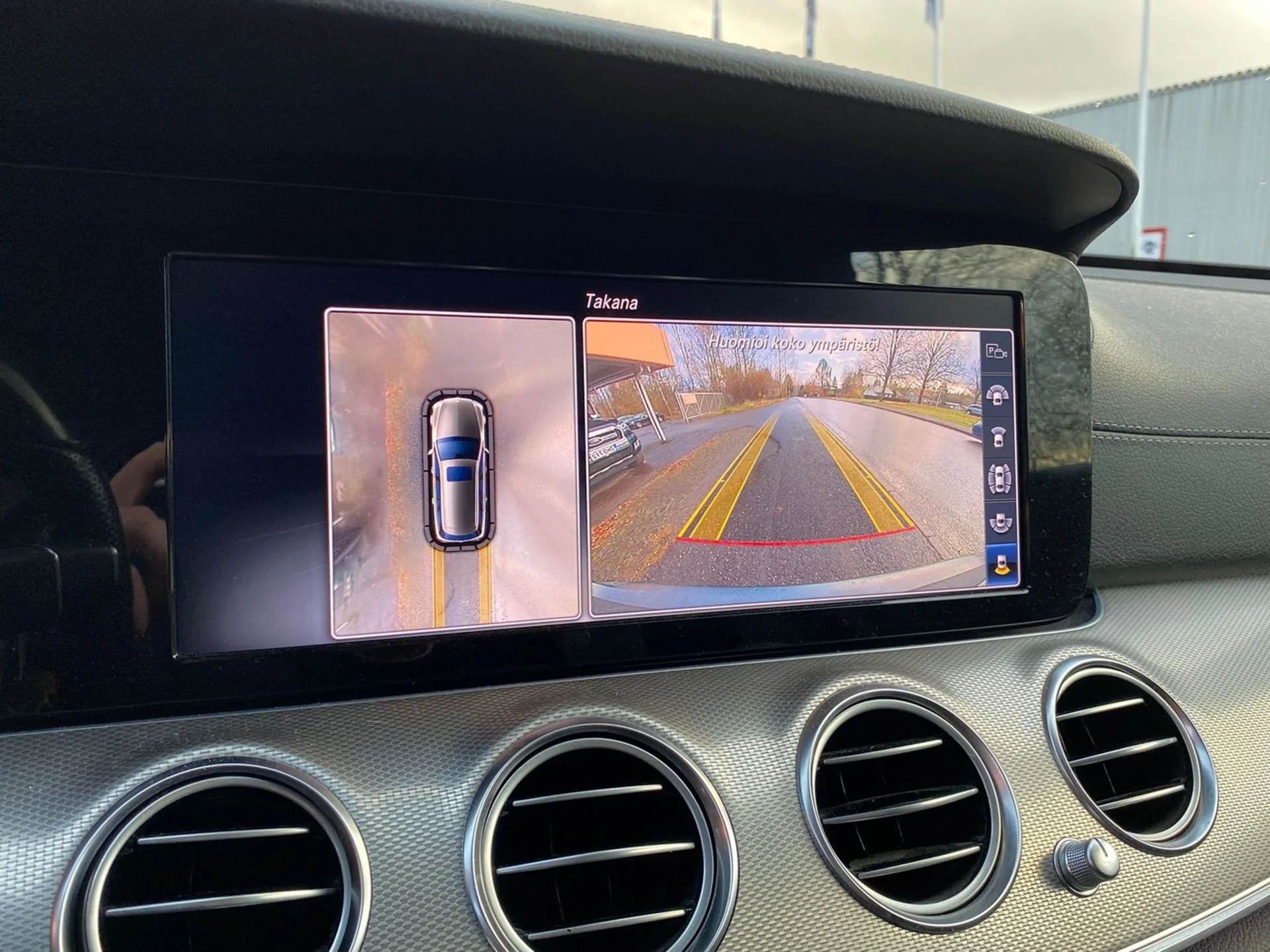 Car Image - 1YCcLV1i1Z7HviSy0kZMxI