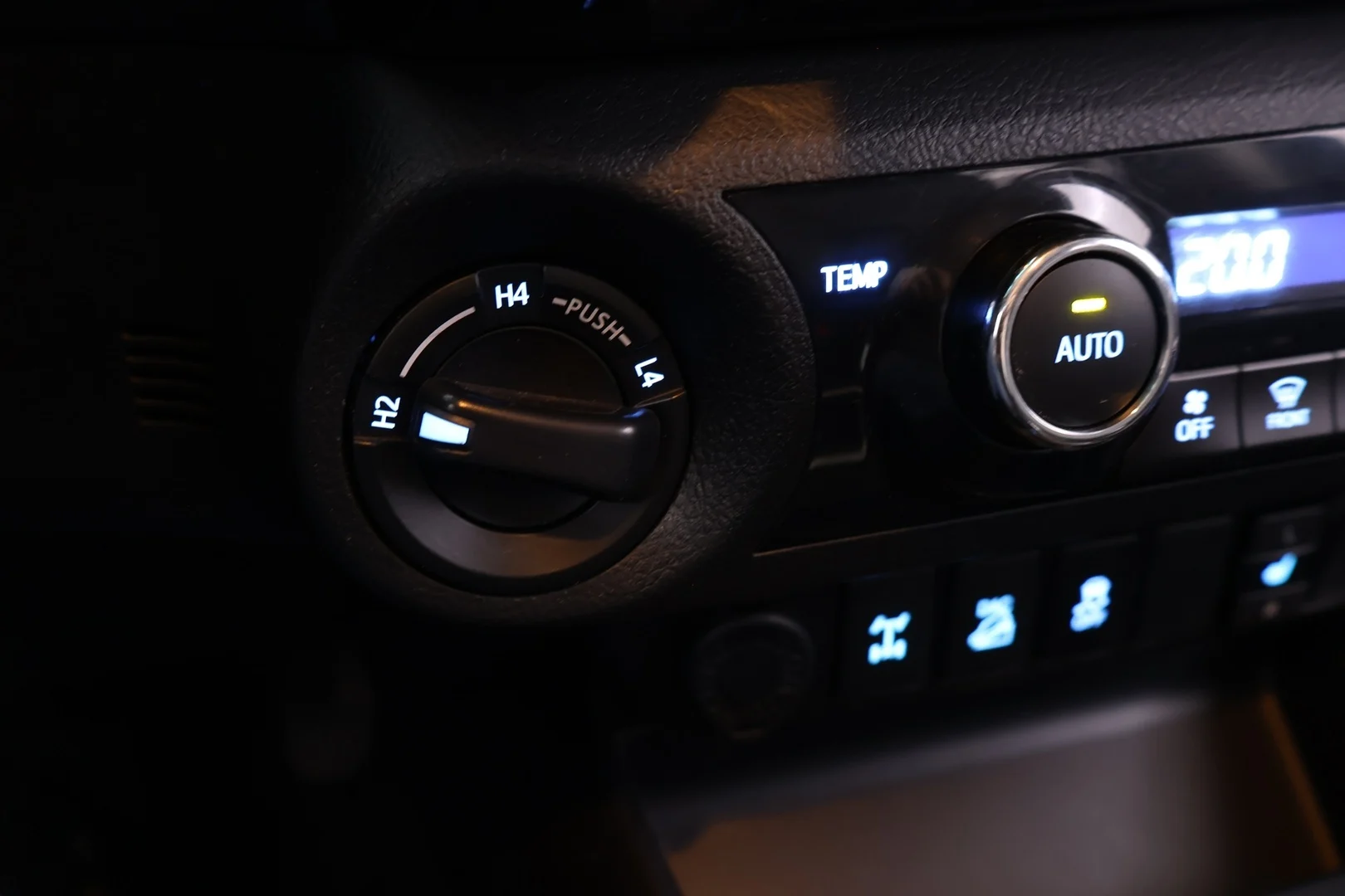 Car Image - 1jKOVx6x0ZrWPNMiflQ4LJ
