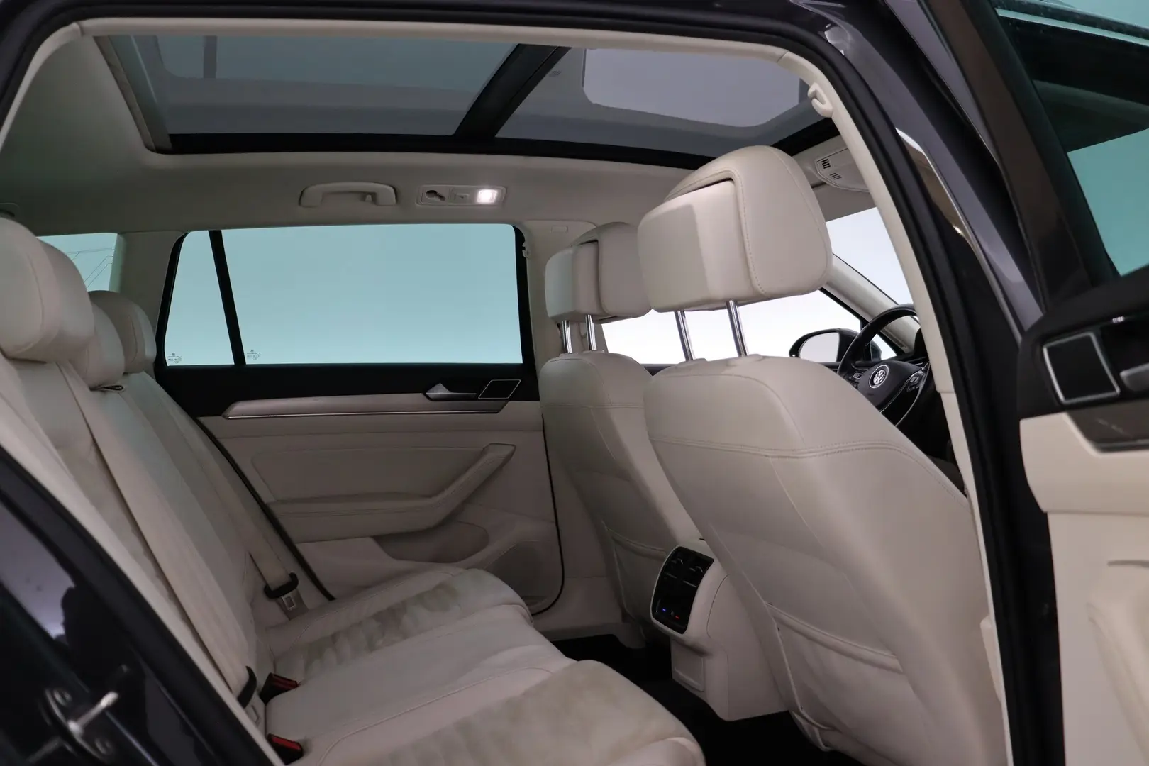 Car Image - 3G3WtRh2vRTf24j7uK9FS8