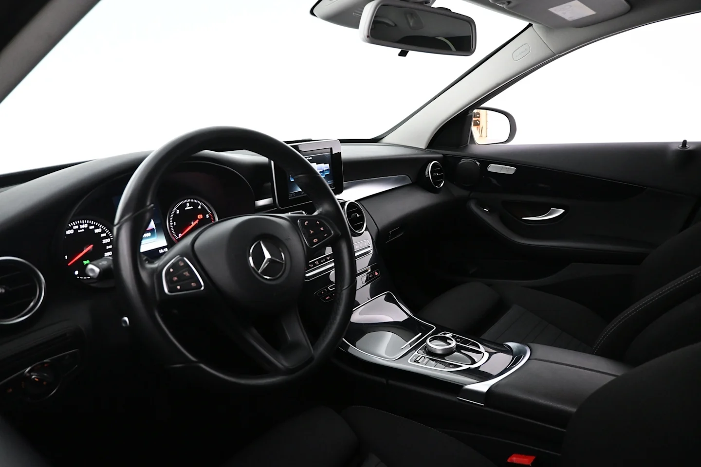 Car Image - 7lRZ0ycyLu7yAIVYkj0iPu
