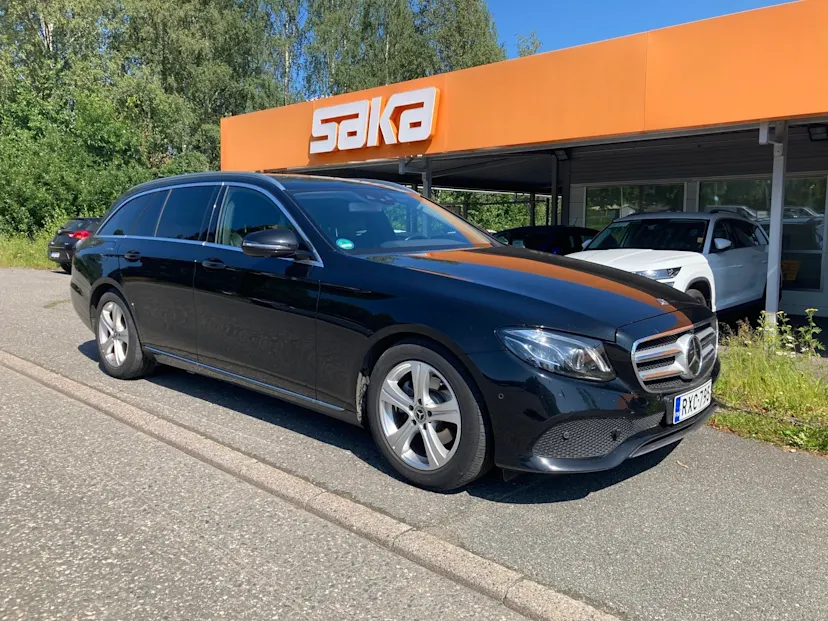 Mercedes-Benz E