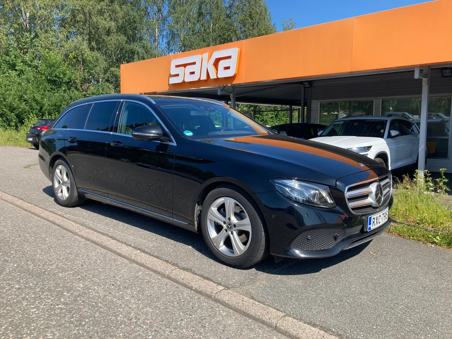 Car Image - 12Cmnh8GlDKHN09NNwd4Xy