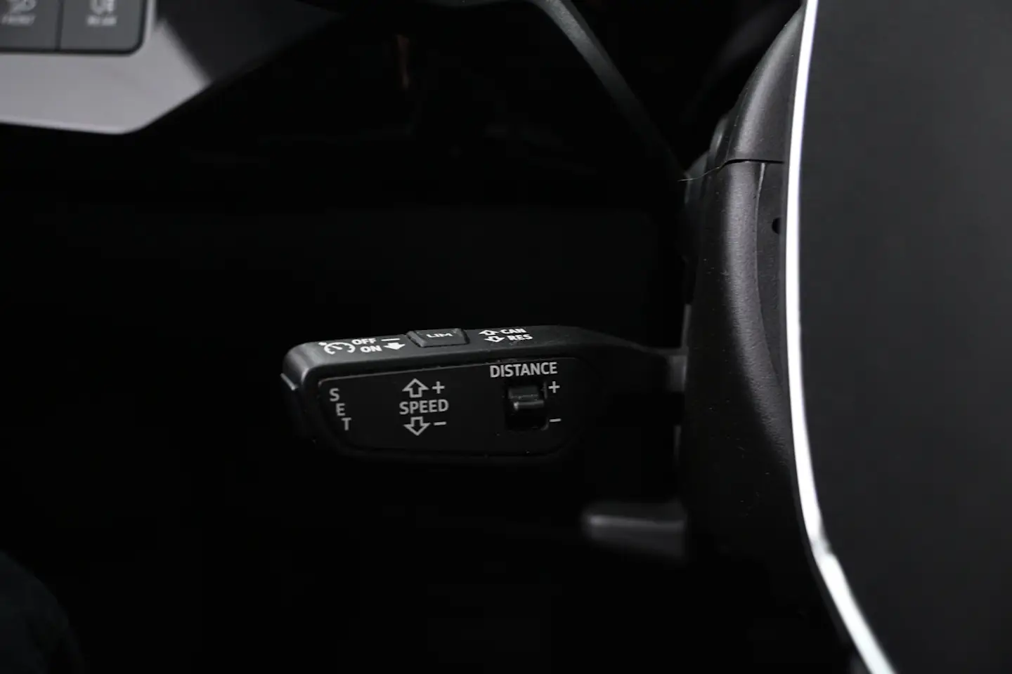 Car Image - 13qKRl2OPLxgjSBJBgMV9z