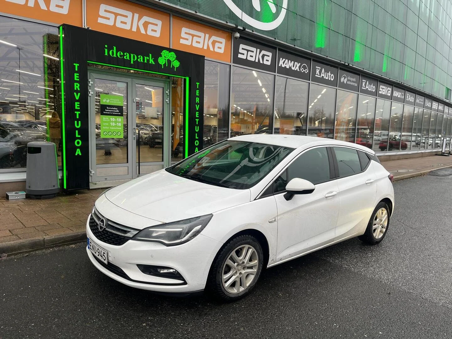 Car Image - 6UdyaFYZxbzexmDTXQPuvF