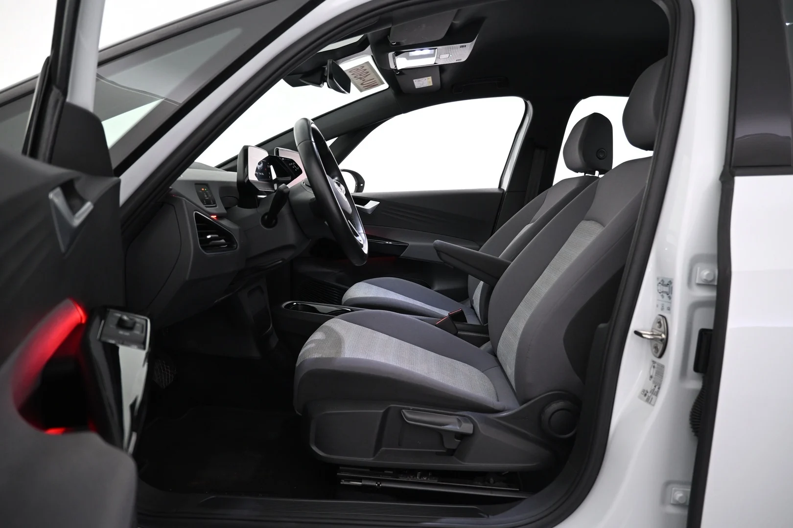 Car Image - 55PuaYq0CBsSQIQyPtsmzY