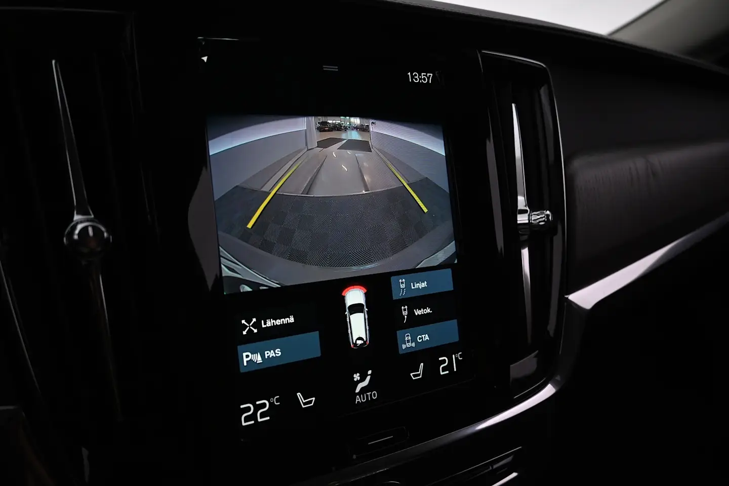 Car Image - 6QL7dHFukHTZcdM1cWh70G