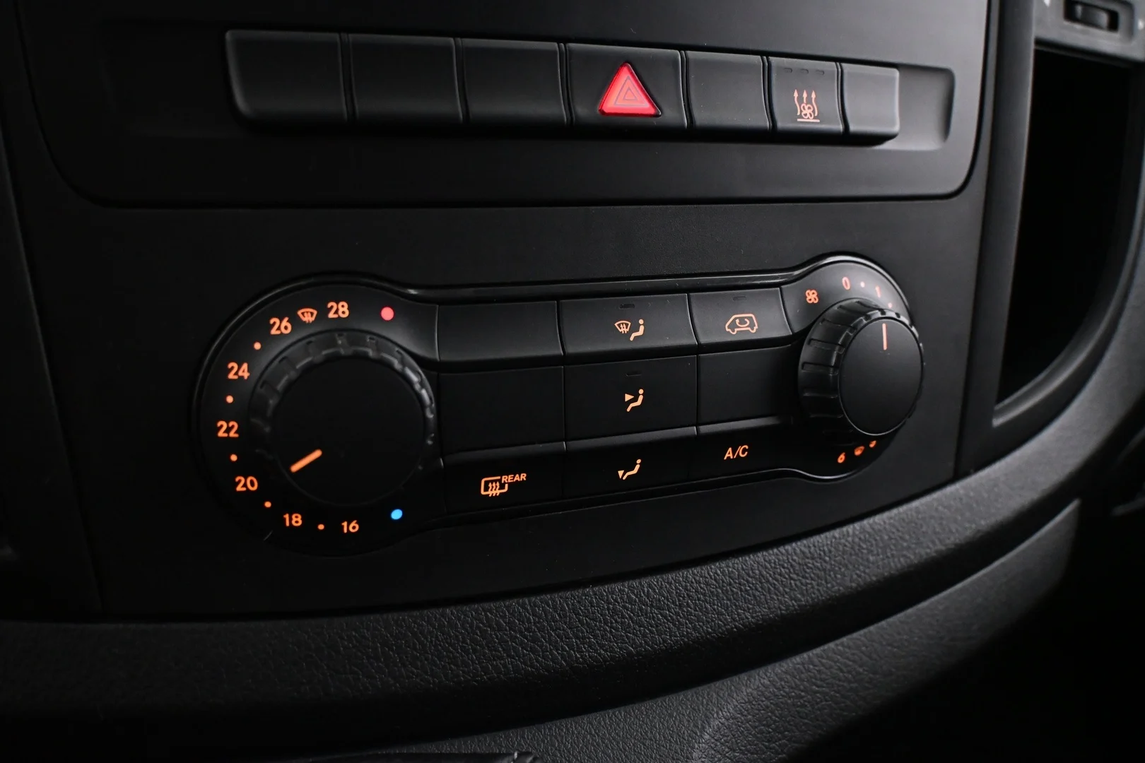 Car Image - 1hGqOhn4d4Bvr6nmbkgrod