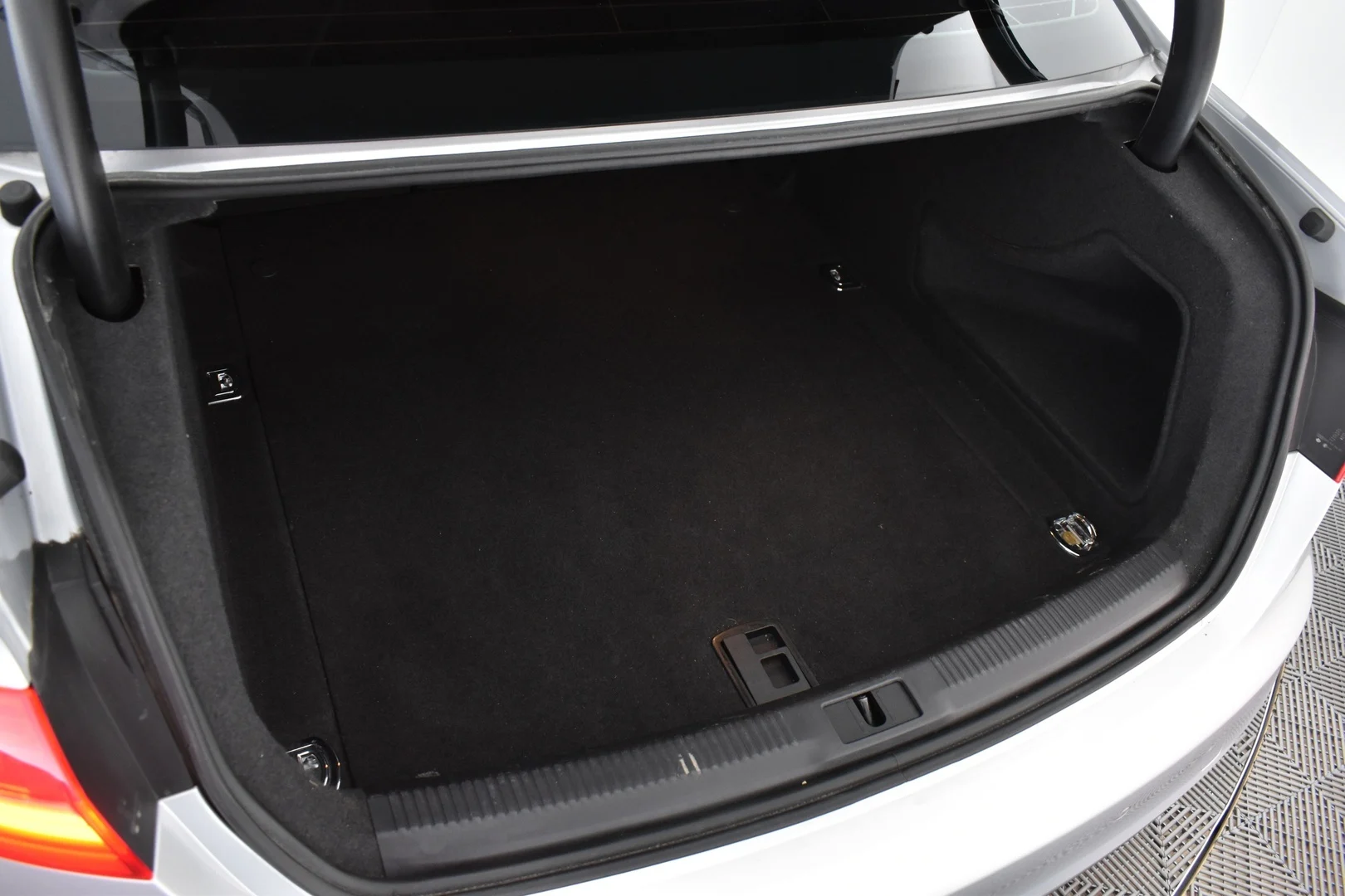 Car Image - 79MSu5CcujMwDXwsi9XWIs