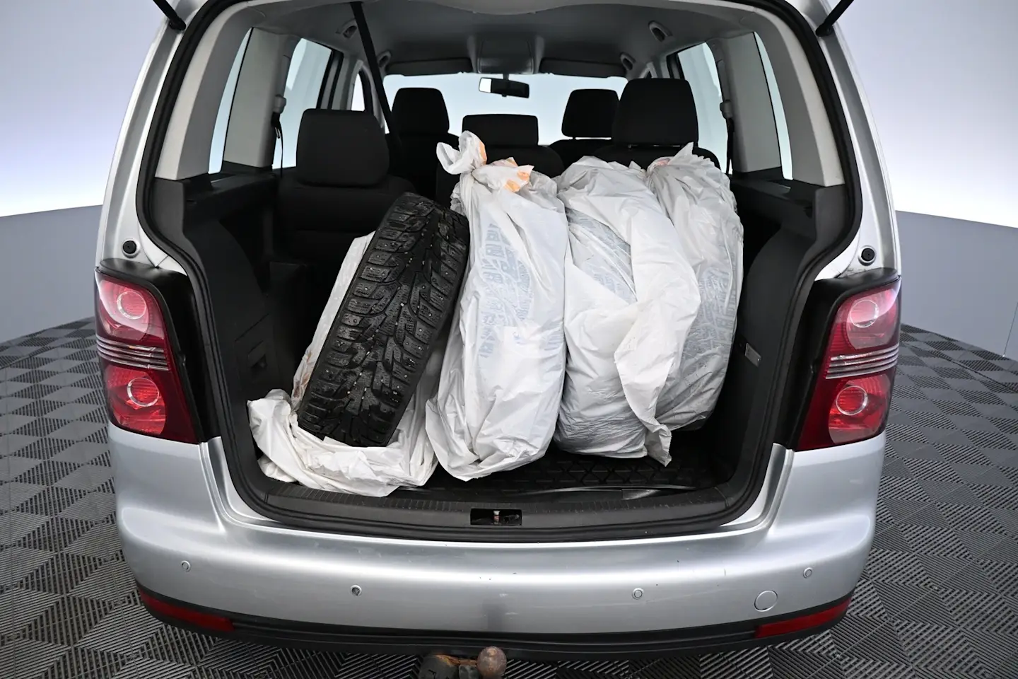 Car Image - 5xRuXrrYnFRqLJNPYRoOIp