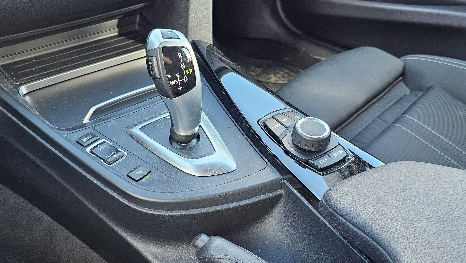 Car Image - 1CAIe26kyVy3BVSgTA91Wd