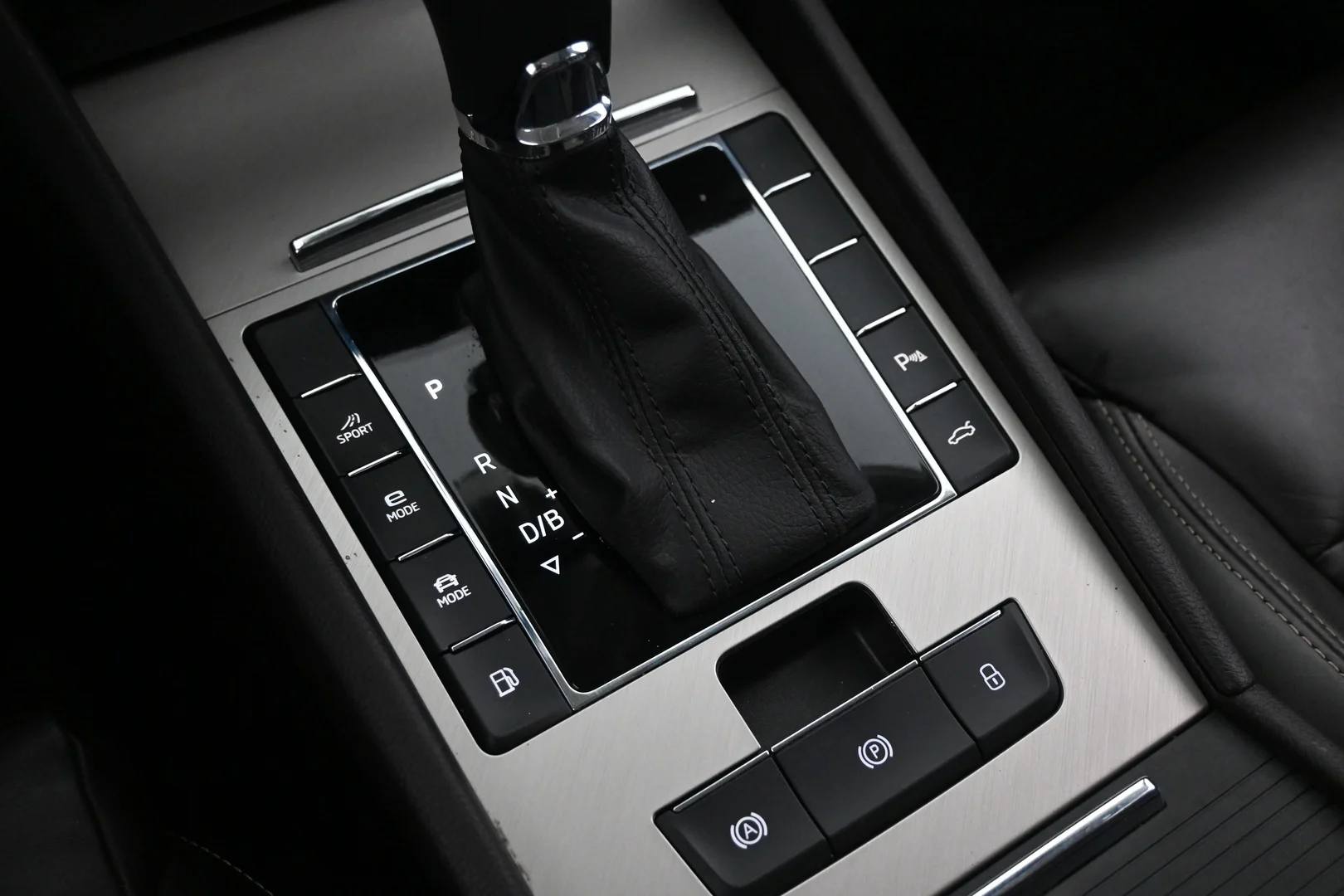 Car Image - 4PqUBEFuIqOX1wb4KdMMYB