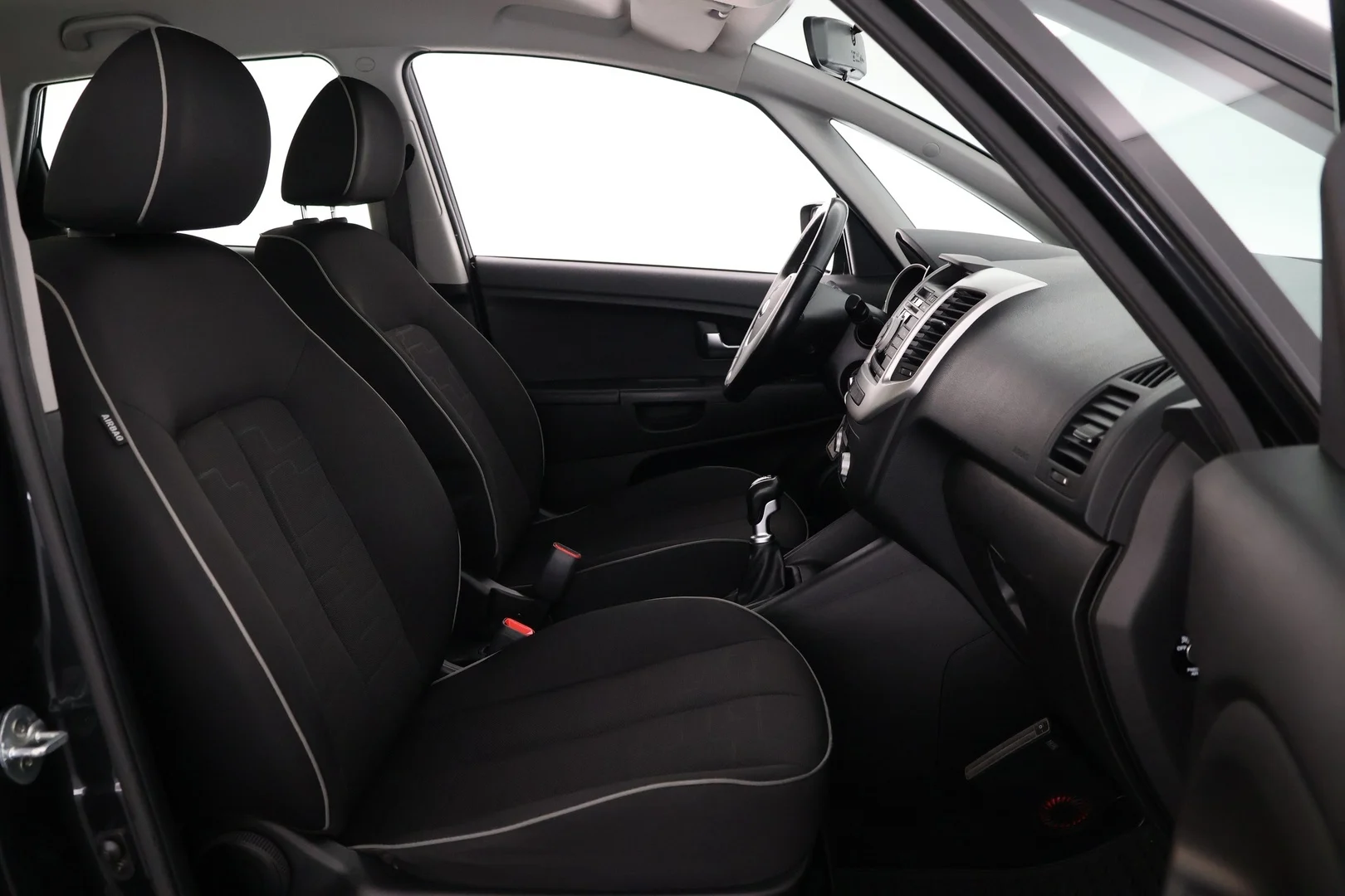 Car Image - 5vy04s09aajOJlwdEDZtRf