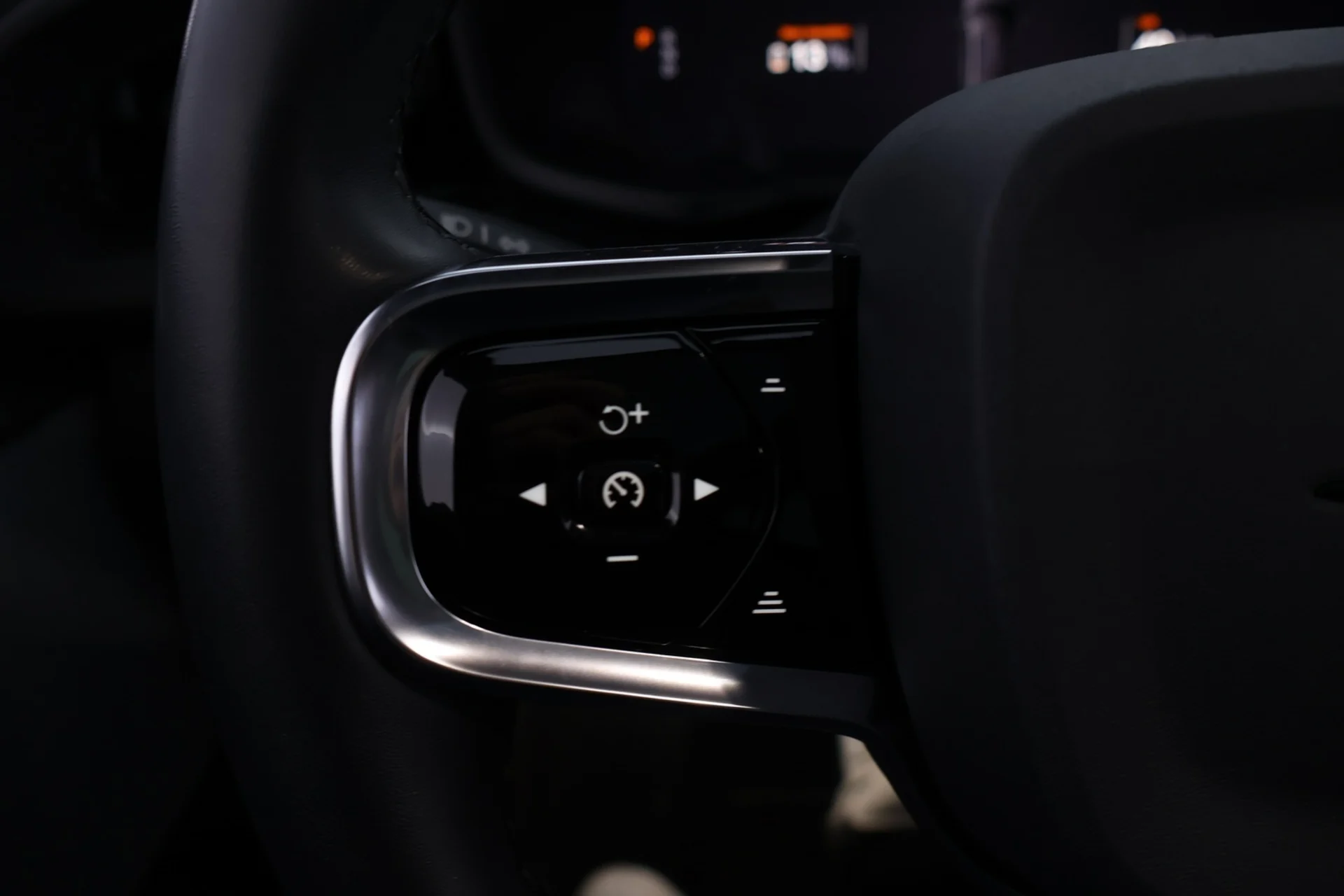 Car Image - 3xau5a4zFObnhe6iOqcox5