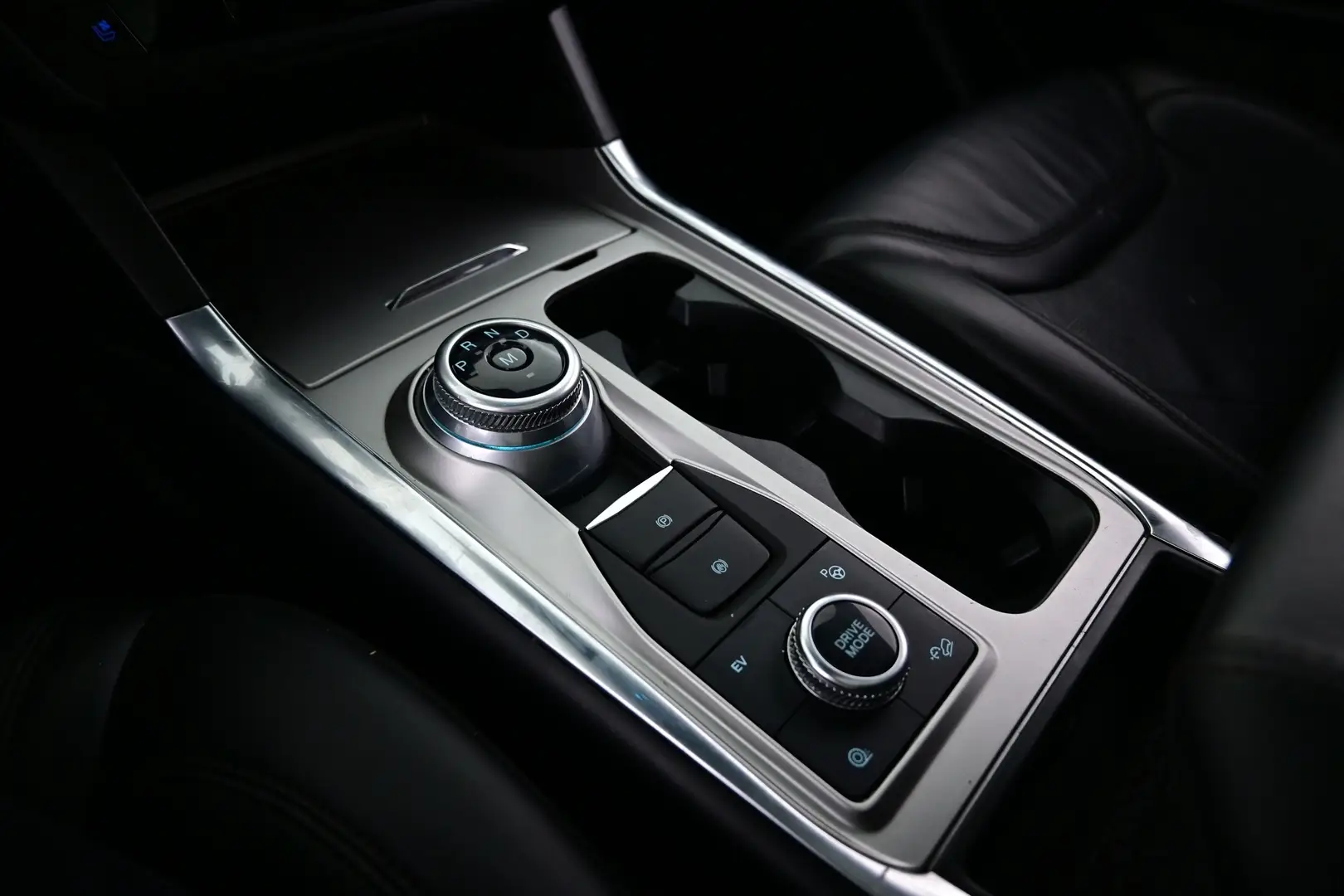 Car Image - 6IKjRzBbKOeRXORRsgRhOW
