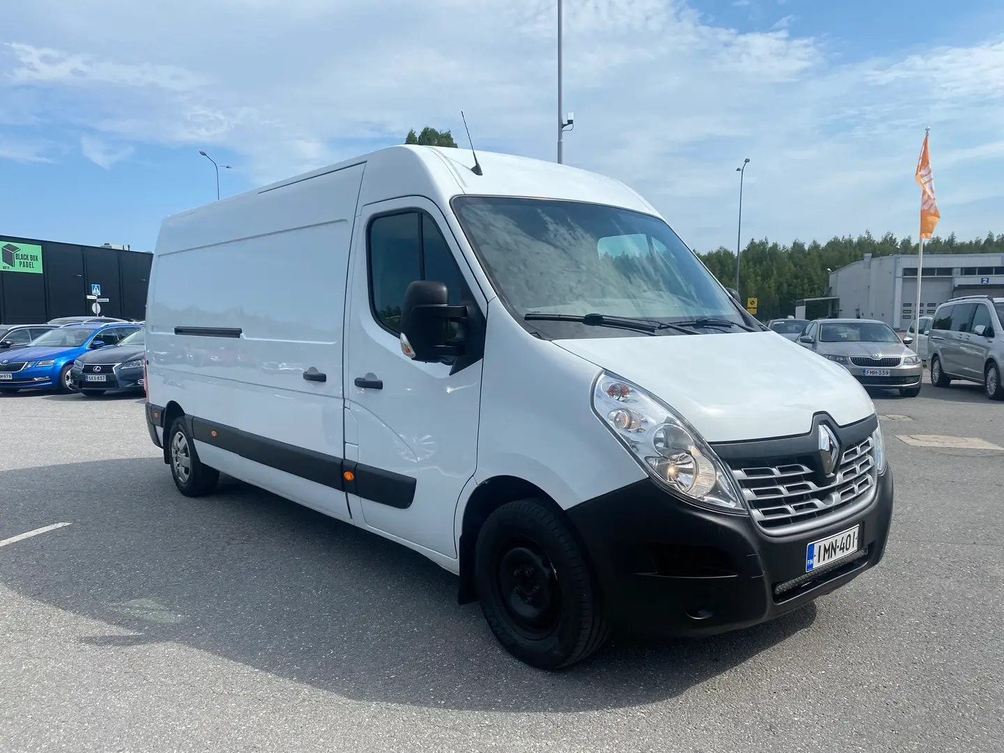Car Image - p02lZyNA60AD4mx81VAwr