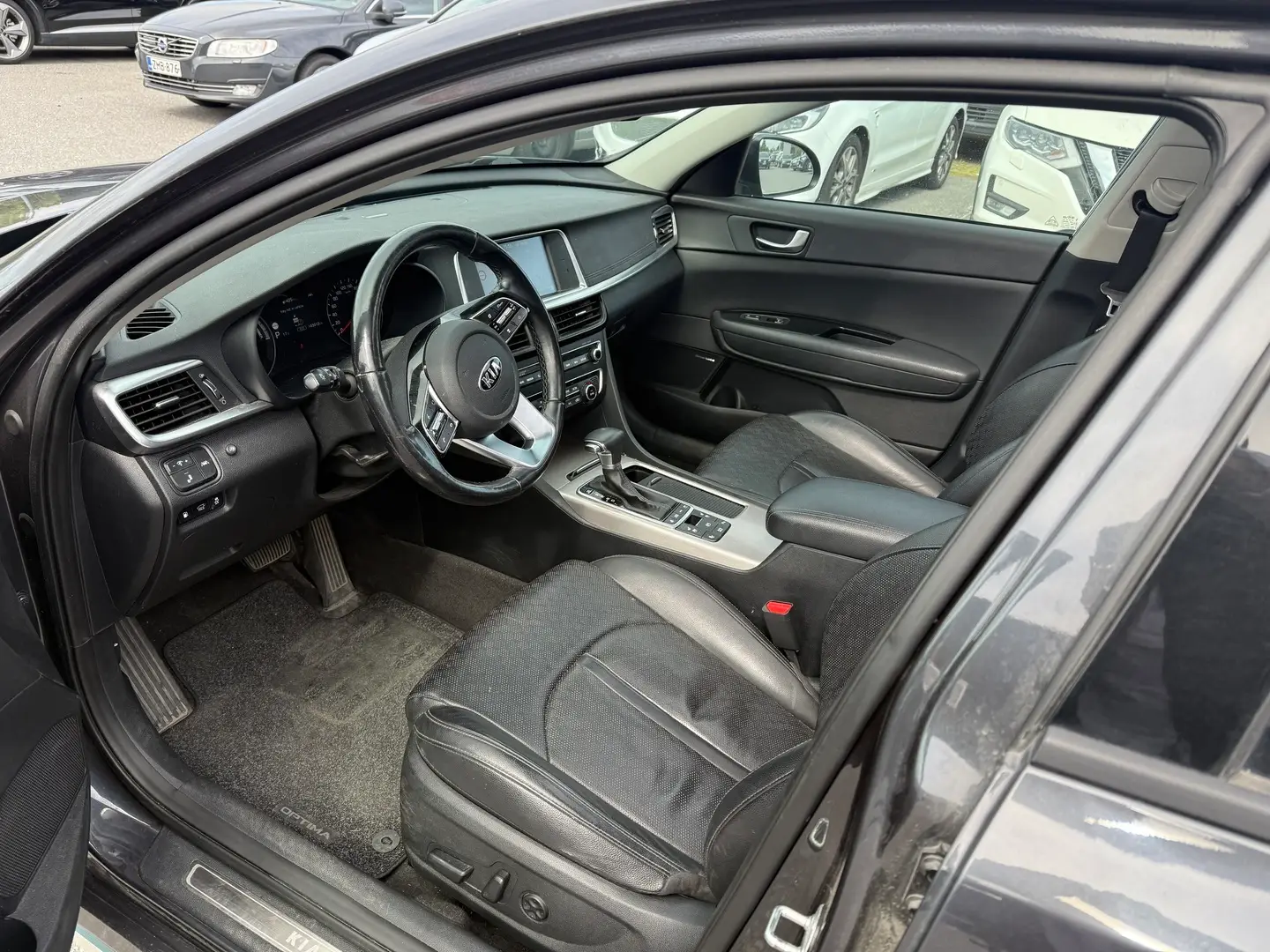 Car Image - 2iKhYbbW1Hu2n5Qz9ydLwJ