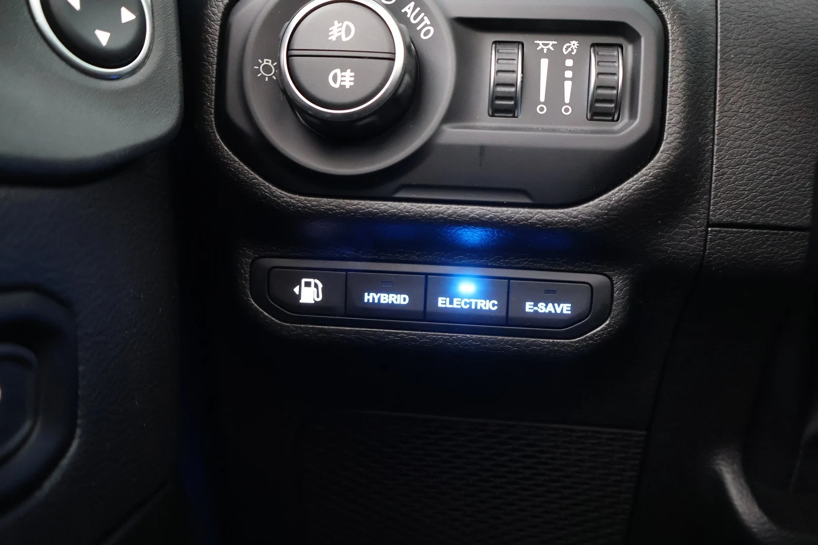 Car Image - 7s71kuwdjYKhiqscPBHvCY