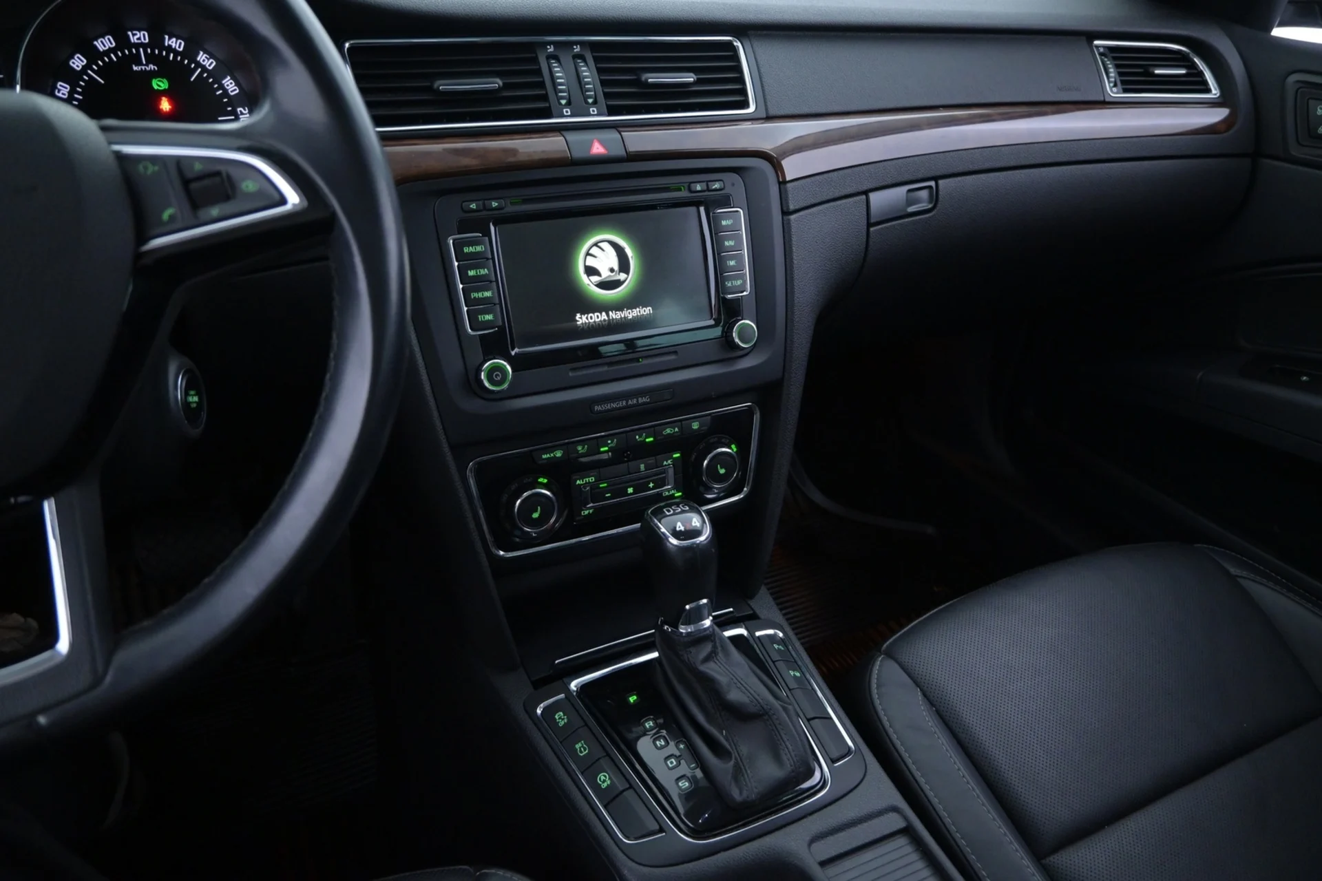 Car Image - 2l4oCtjPblXcC3G3tZ9J1y