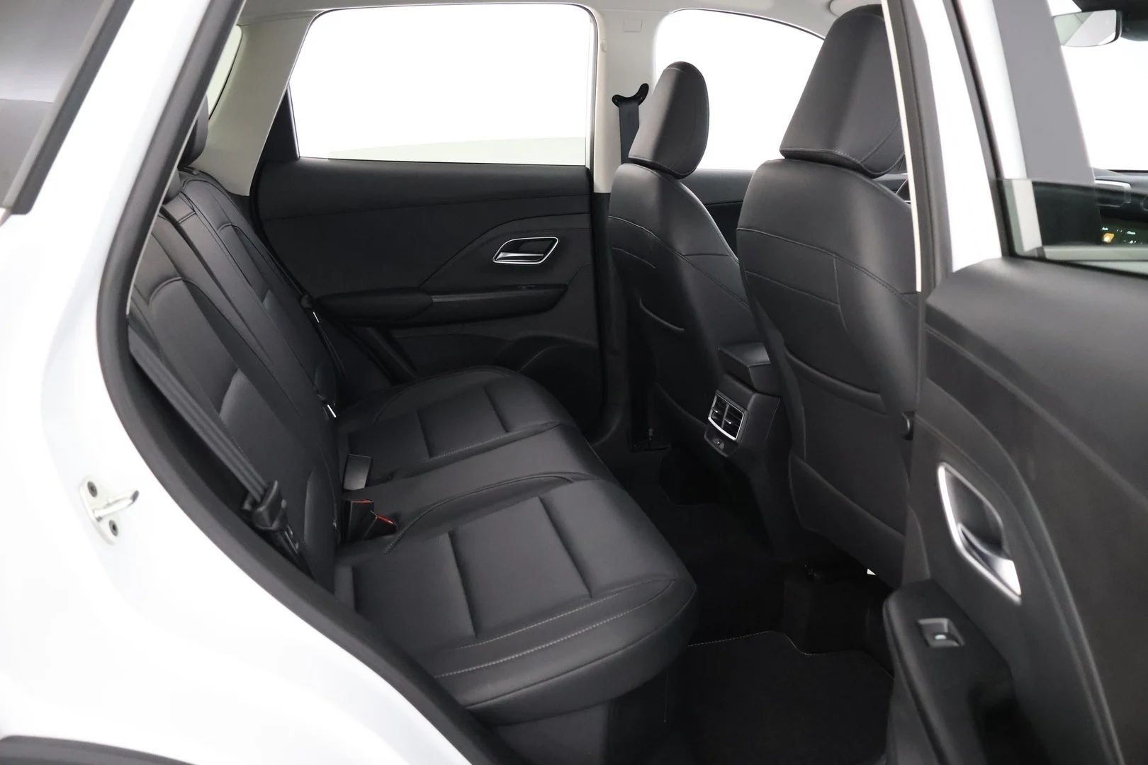 Car Image - 1PxQovXTZQ3vvnSNDeJ1TD
