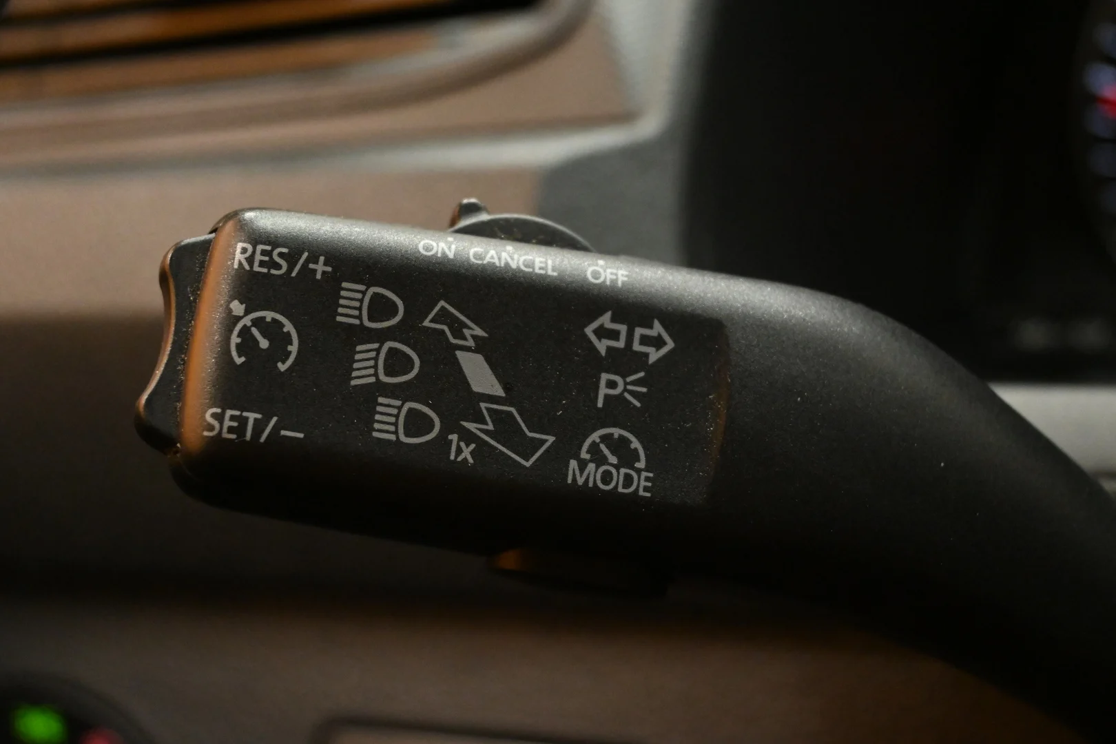 Car Image - 5Ex4xP4k13m6h3Ol06IeNq