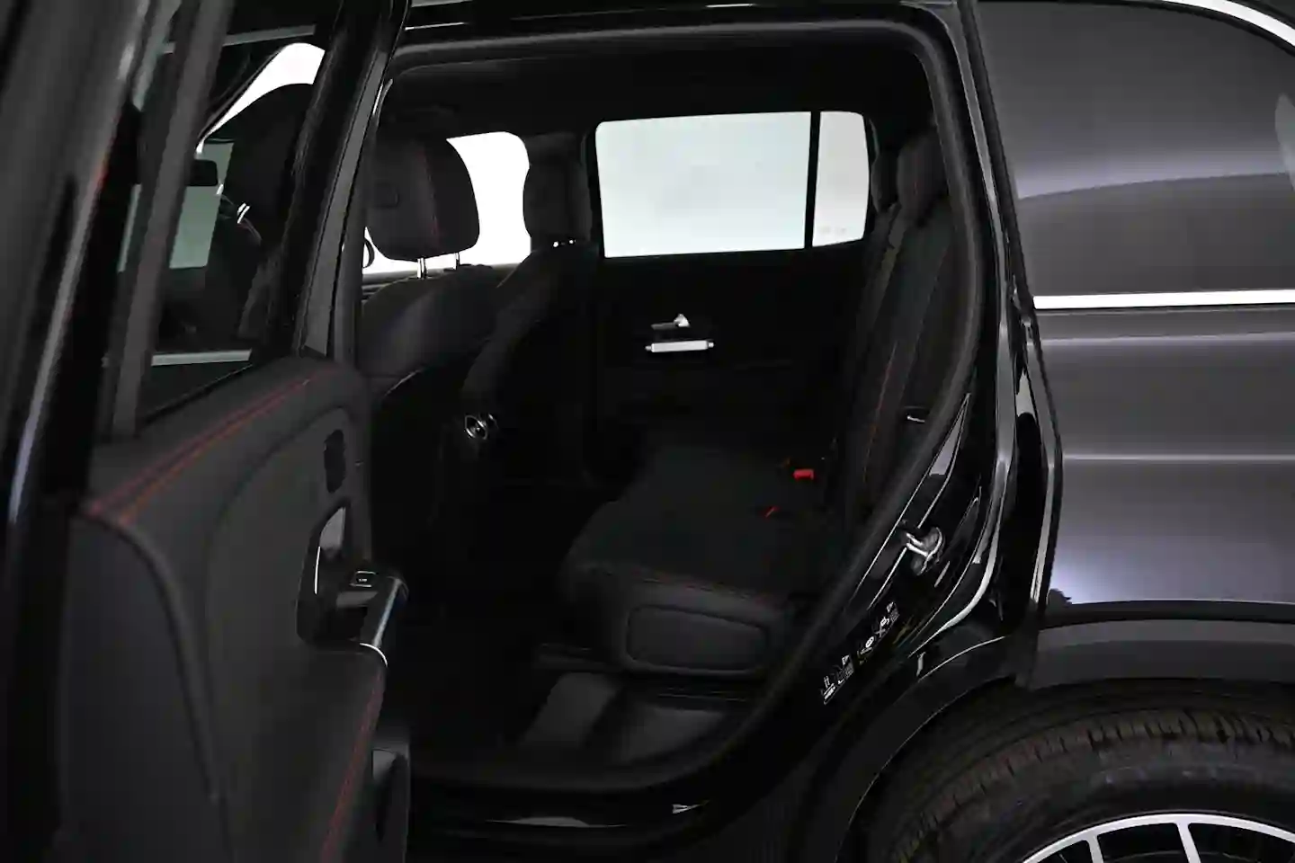 Car Image - 16hDUevv5ckY0itYuxXqwL