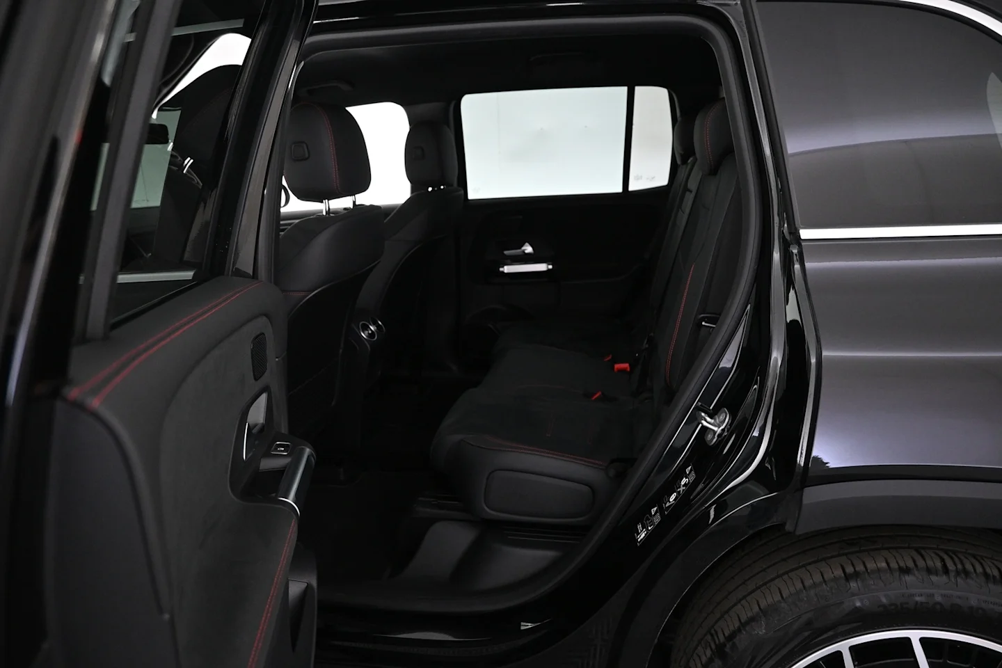 Car Image - 16hDUevv5ckY0itYuxXqwL