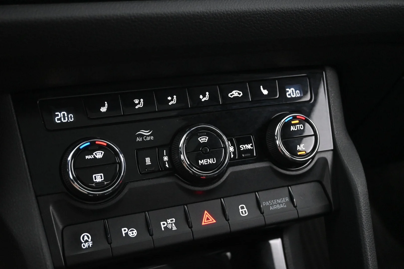 Car Image - 1lgOXsAKYKM1xOmFq3Tg5b