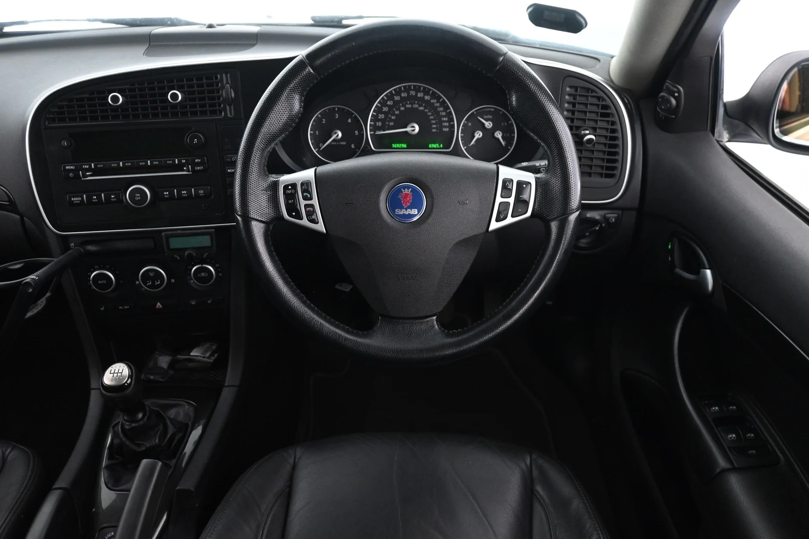 Car Image - 5AbJyASRdMcj7470RIL08k