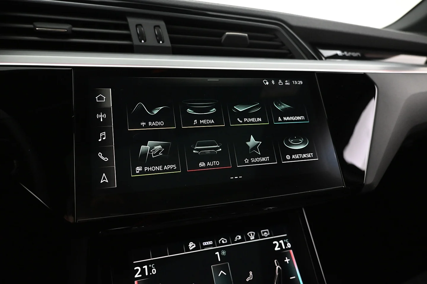 Car Image - 1GyNuTq3Dzl5utxZIqqOyl