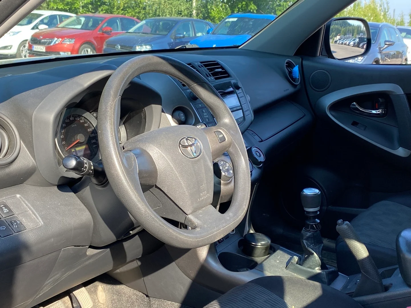 Car Image - 2VTKP7ZRrL1ynq0z2l85Cq