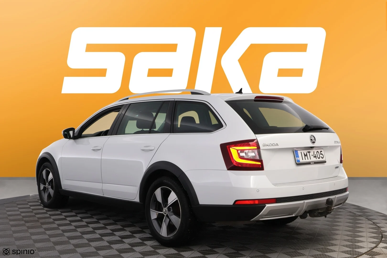 Car Image - Cg4hjLh6uk8RLAhDl5QJV