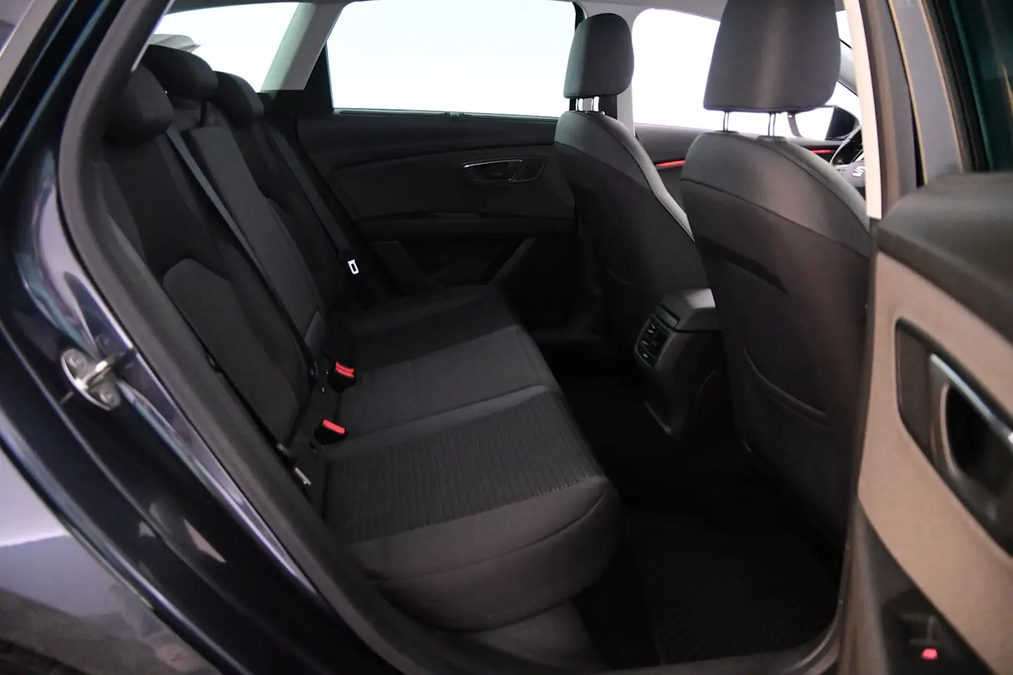Car Image - 1buMGsejtQ3NkB96RIO7c5