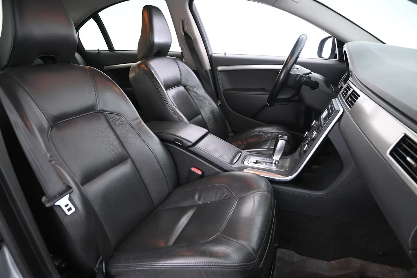 Car Image - 6LnBk2wwJi3h2B0fNVPmkj